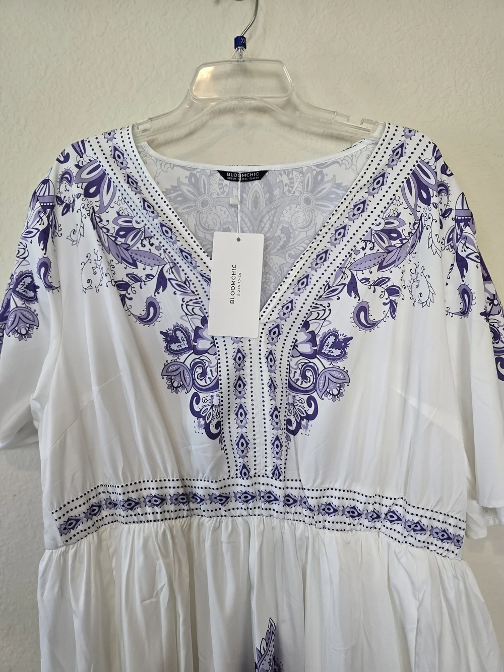NWOT BloomChic White Midi Dress with Purple Design Sz 18/20